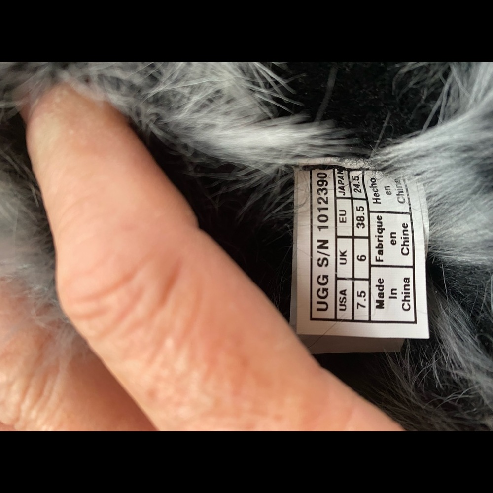 EUC UGG Rosalind pull on black tall boots-toscana silver gray/black fur cuff. - Picture 13 of 14